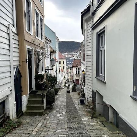 Cozy Apartment In Popular Street Bergen Dış mekan fotoğraf